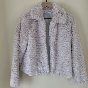 Fever Vintage Faux fur cream teddy coat super soft comfy size woman’s small